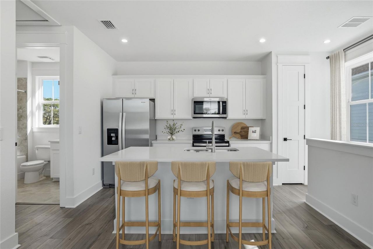 865 53rd Avenue N, Saint Petersburg, FL 33703 Photo