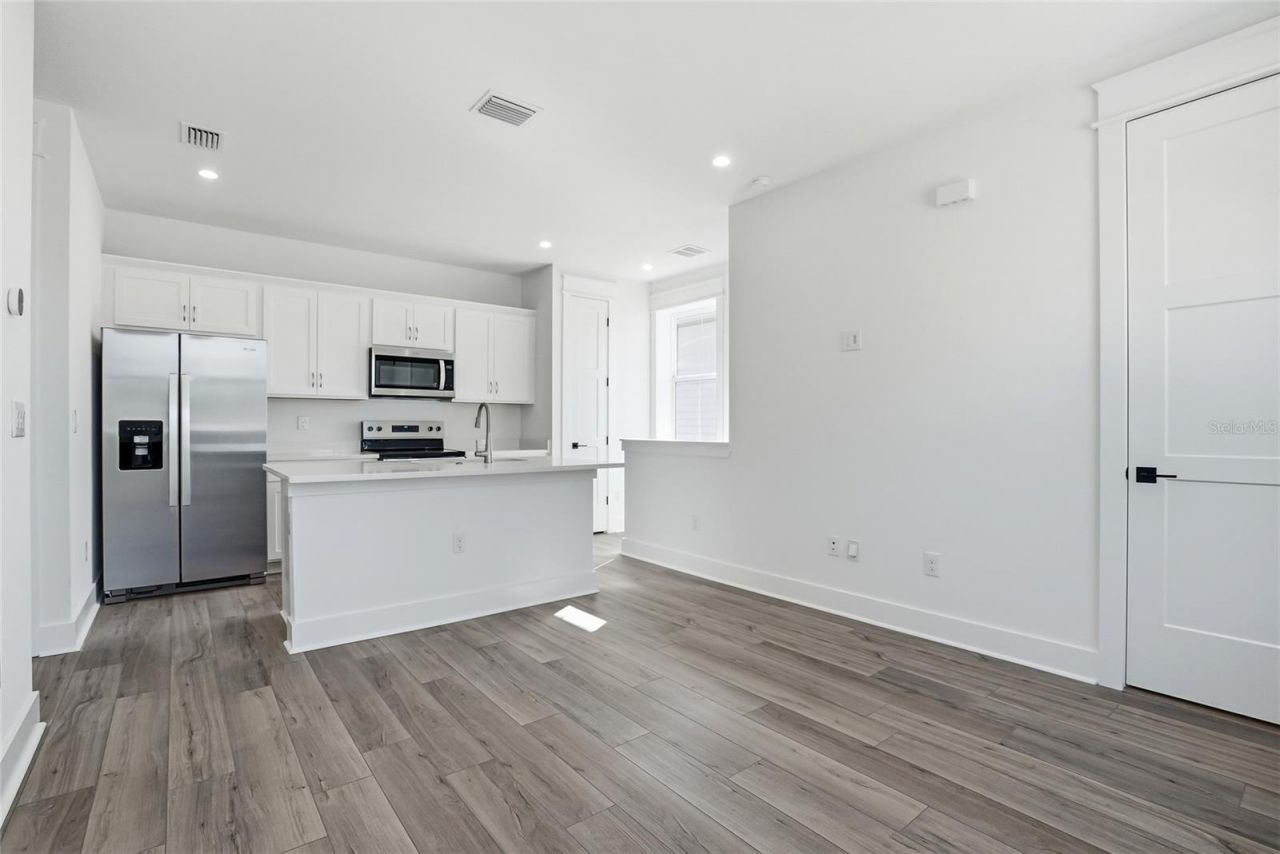 865 53rd Avenue N, Saint Petersburg, FL 33703 Photo