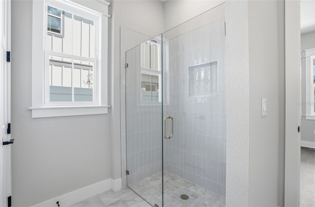 879 53rd Avenue N, Saint Petersburg, FL 33703 Photo