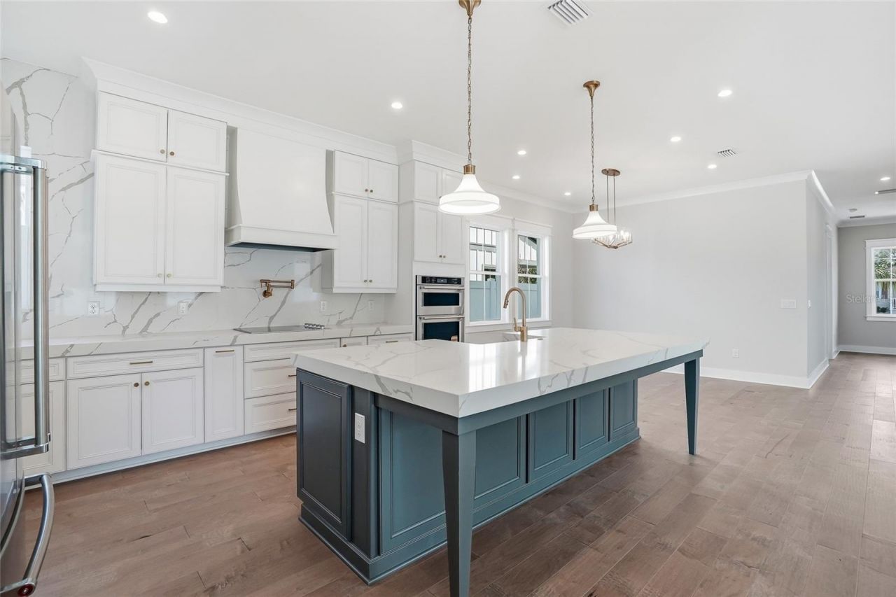 879 53rd Avenue N, Saint Petersburg, FL 33703 Photo