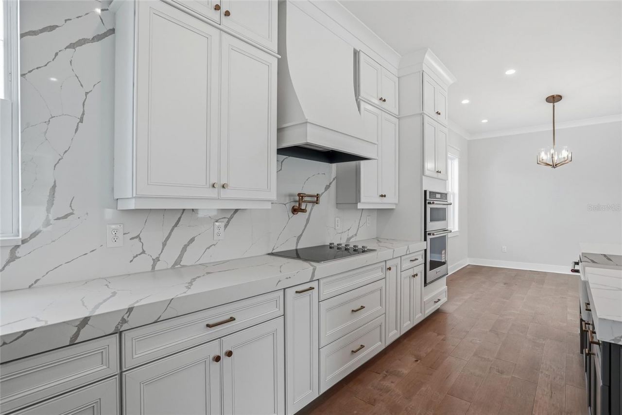 879 53rd Avenue N, Saint Petersburg, FL 33703 Photo