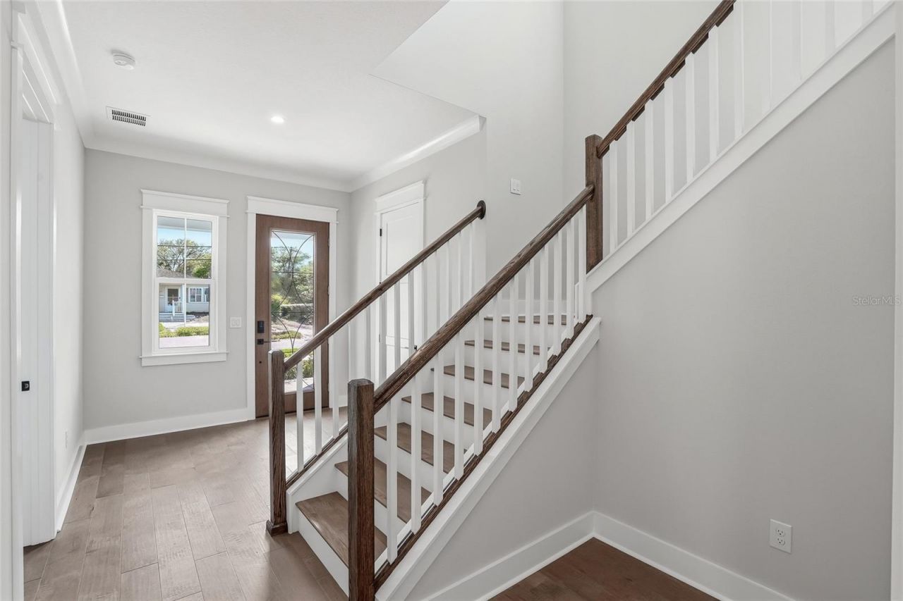 879 53rd Avenue N, Saint Petersburg, FL 33703 Photo