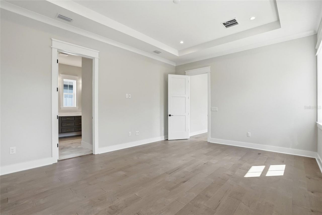 879 53rd Avenue N, Saint Petersburg, FL 33703 Photo