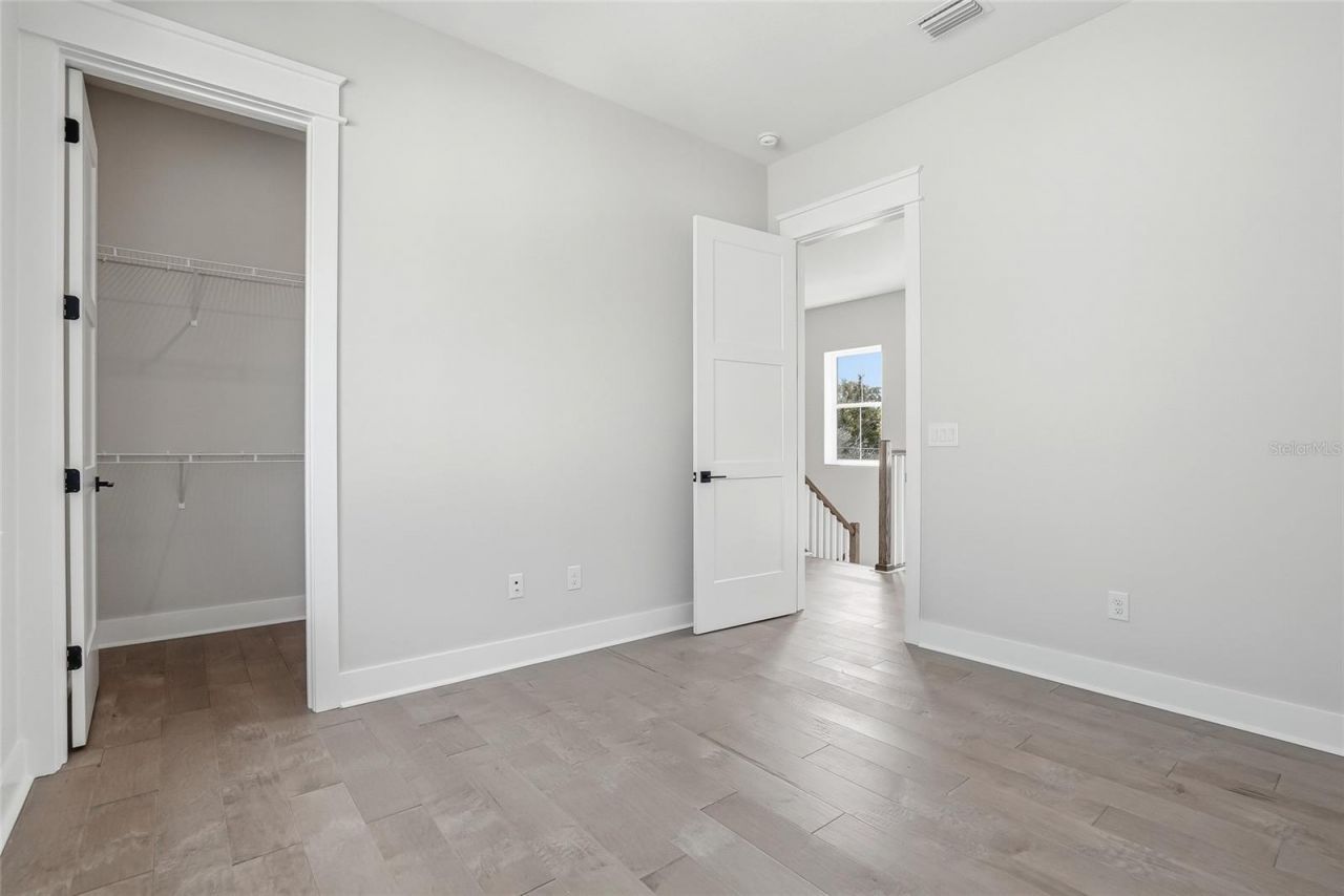 879 53rd Avenue N, Saint Petersburg, FL 33703 Photo