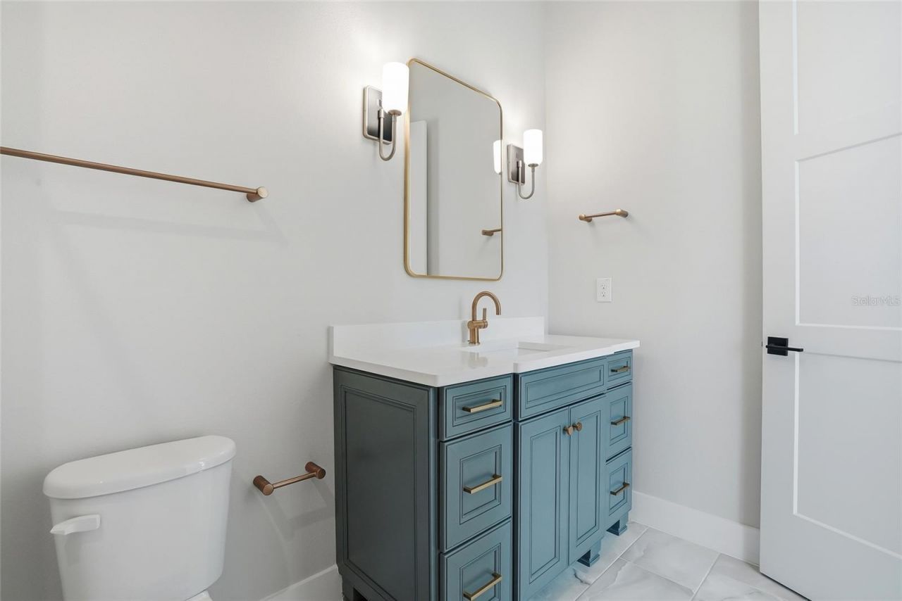 879 53rd Avenue N, Saint Petersburg, FL 33703 Photo