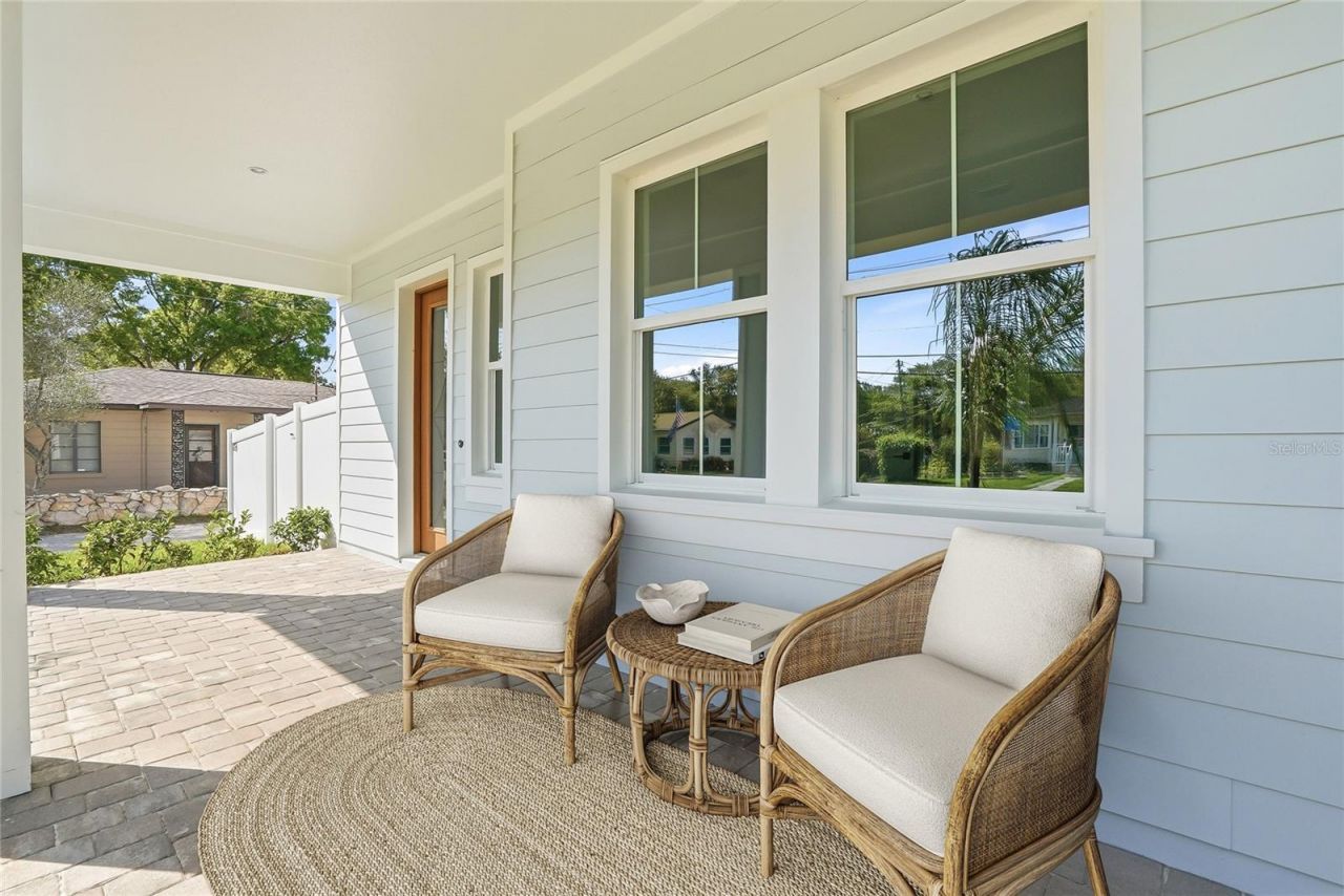 879 53rd Avenue N, Saint Petersburg, FL 33703 Photo