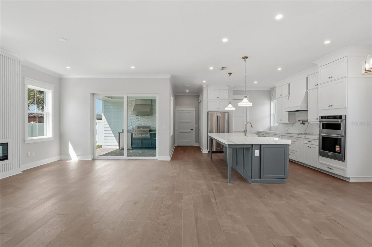 879 53rd Avenue N, Saint Petersburg, FL 33703 Photo