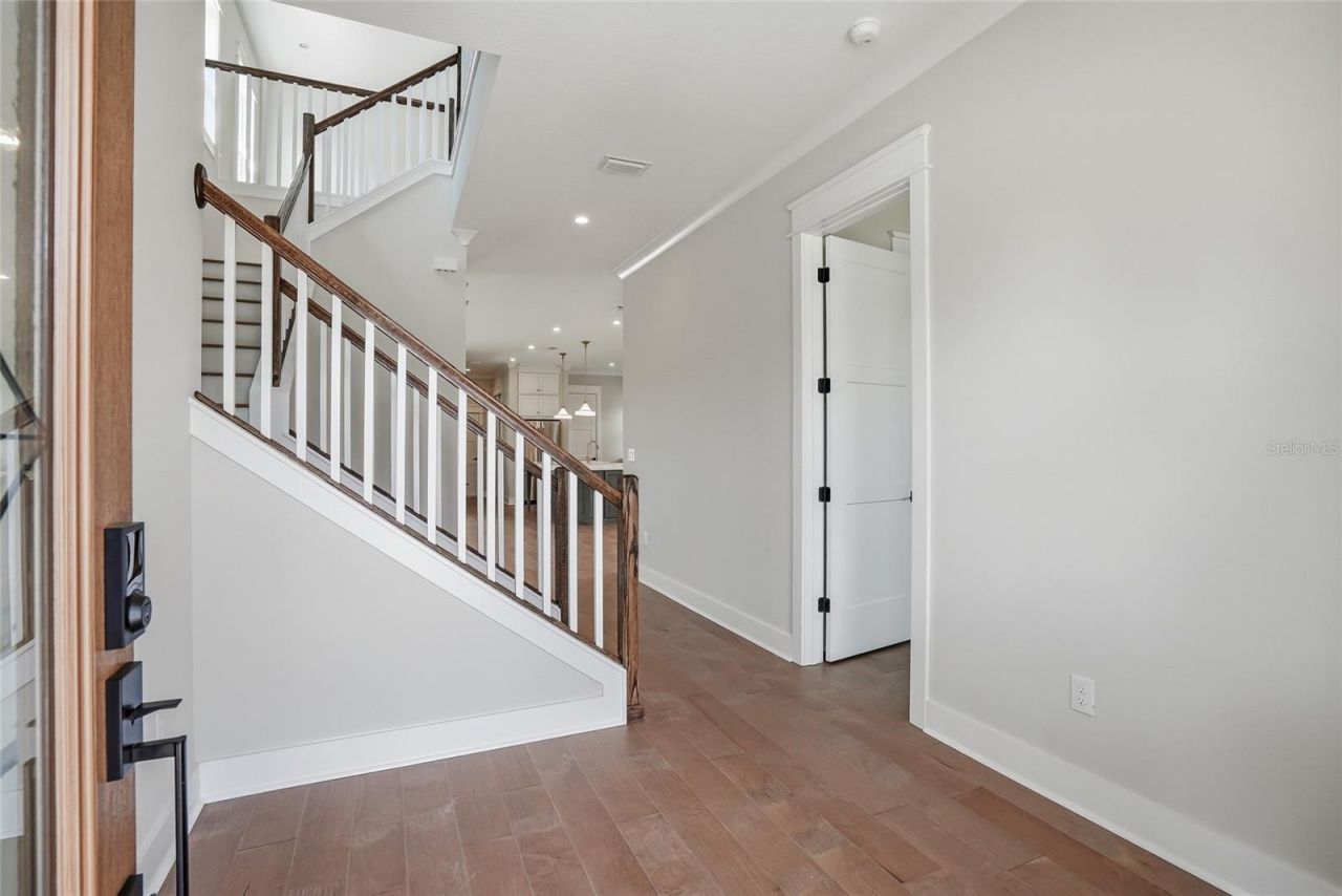 879 53rd Avenue N, Saint Petersburg, FL 33703 Photo