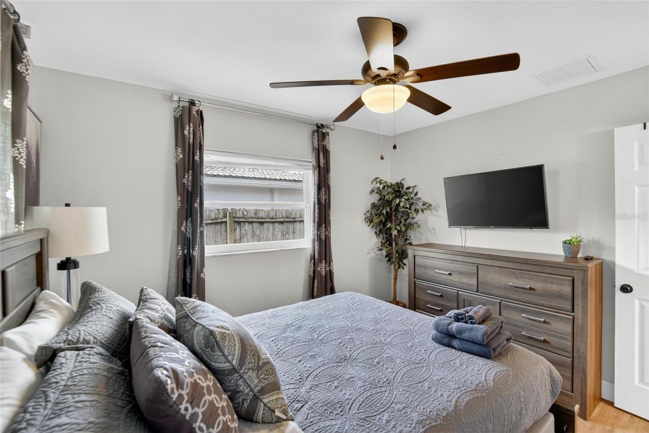 2063 Pine Ridge Drive, Clearwater, FL 33763 Photo