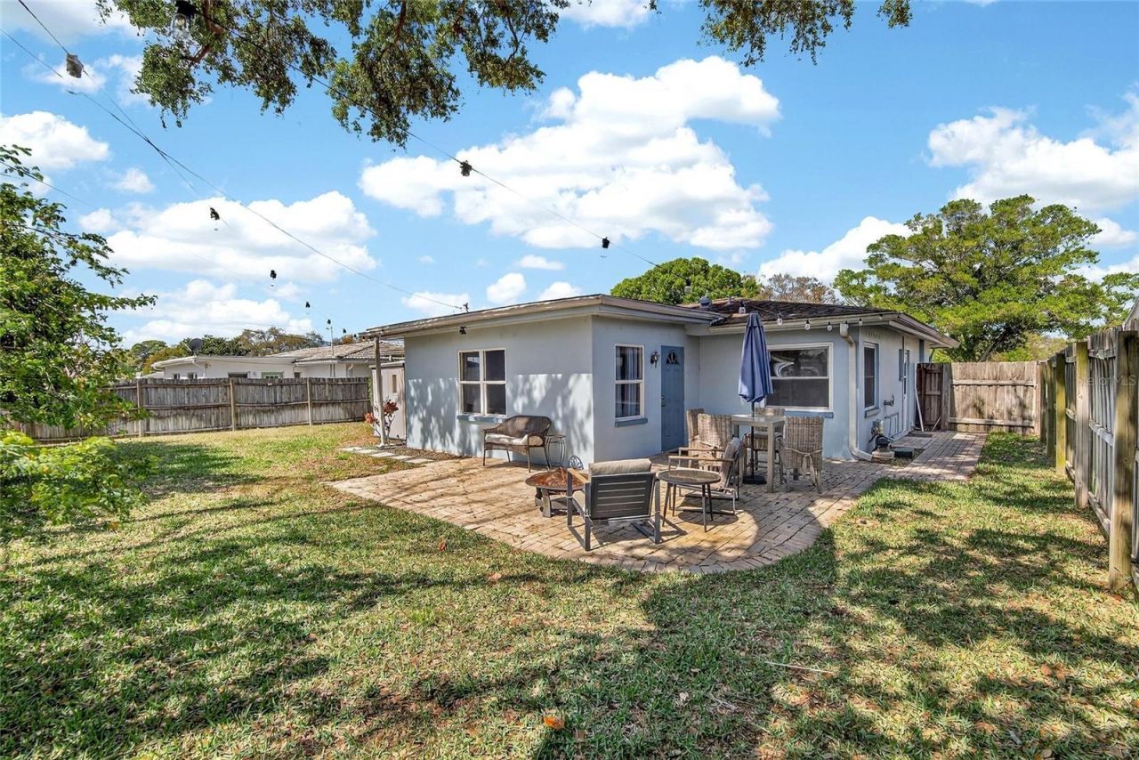 2063 Pine Ridge Drive, Clearwater, FL 33763 Photo