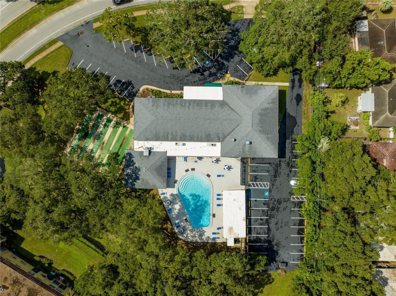 2063 Pine Ridge Drive, Clearwater, FL 33763 Photo