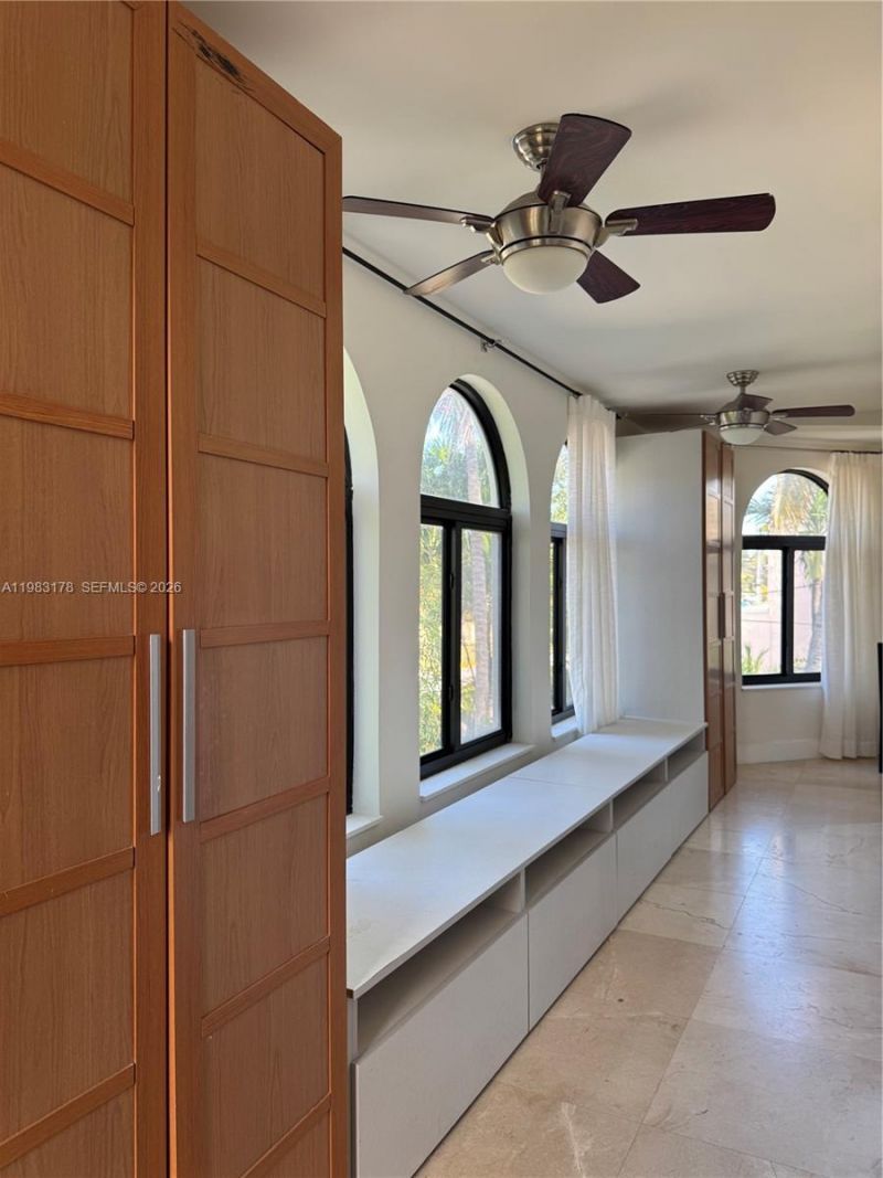 9124 Byron Ave , Surfside, FL 33154 Photo