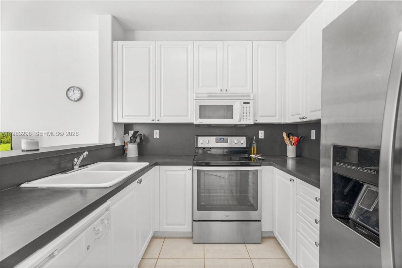 5527 NW 113th Ave, Doral, FL 33178 Photo