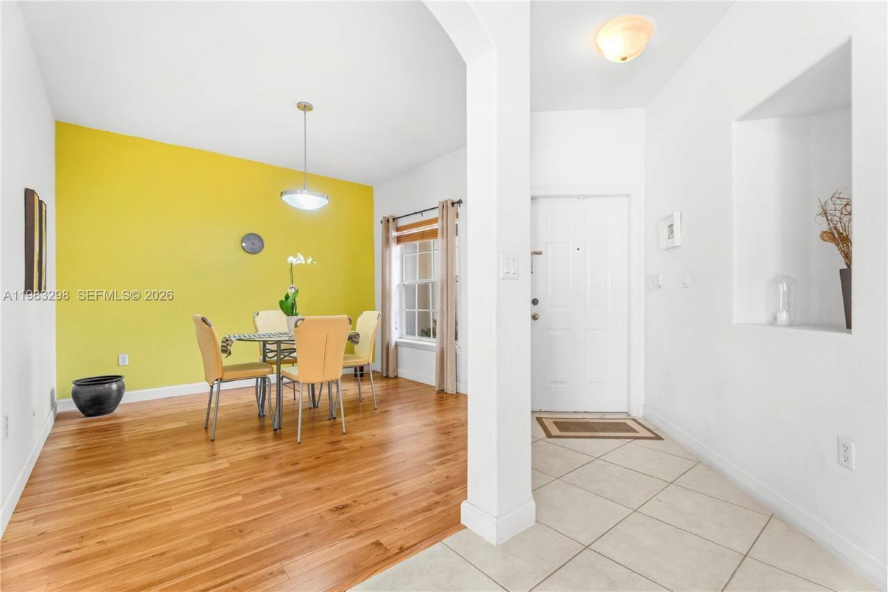 5527 NW 113th Ave, Doral, FL 33178 Photo