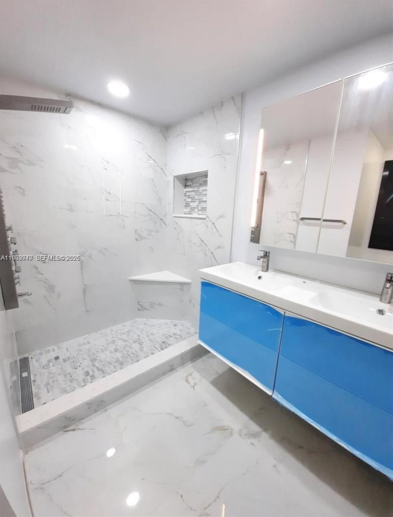 11501 NW 89th St , Unit 102, Doral, FL 33178 Photo