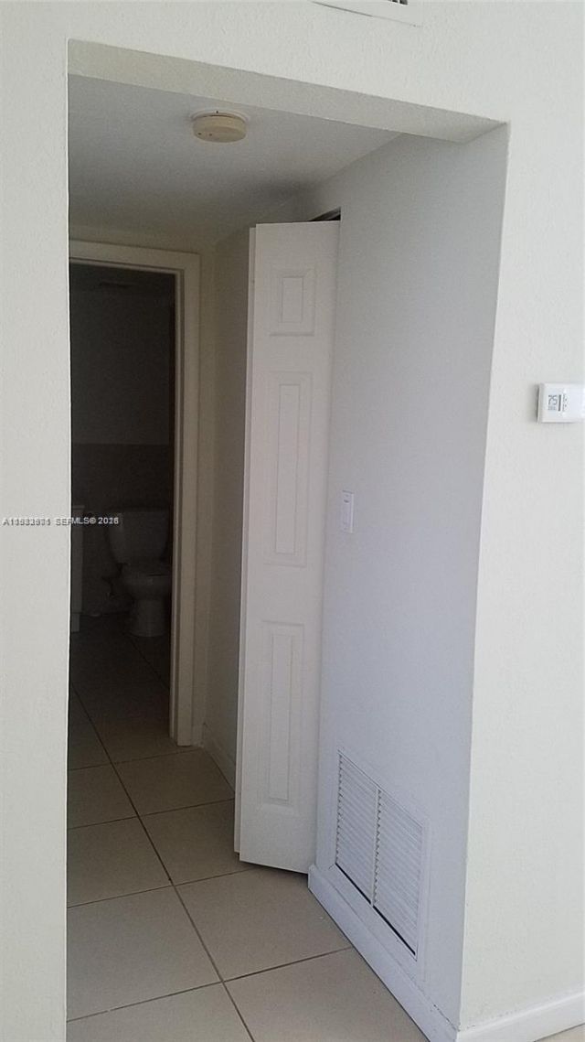 12890 NE 8th Ave , Unit 101, North Miami, FL 33161 Photo