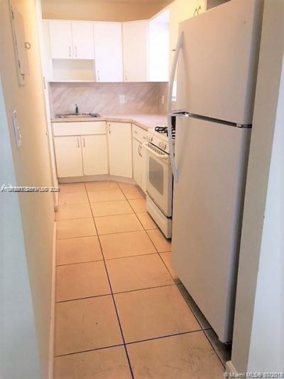 12890 NE 8th Ave , Unit 101, North Miami, FL 33161 Photo