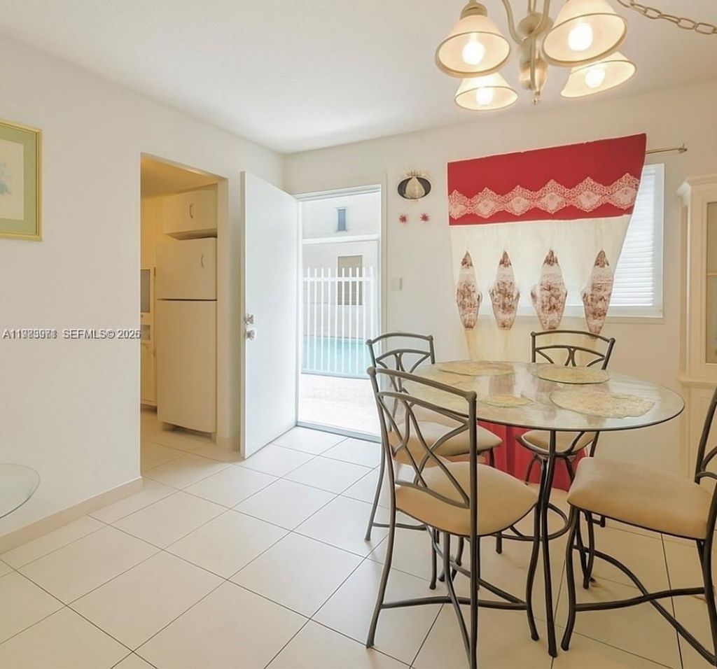 12890 NE 8th Ave , Unit 101, North Miami, FL 33161 Photo