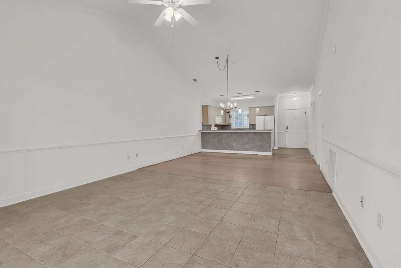 4898 Luster Leaf Circle Photo 14