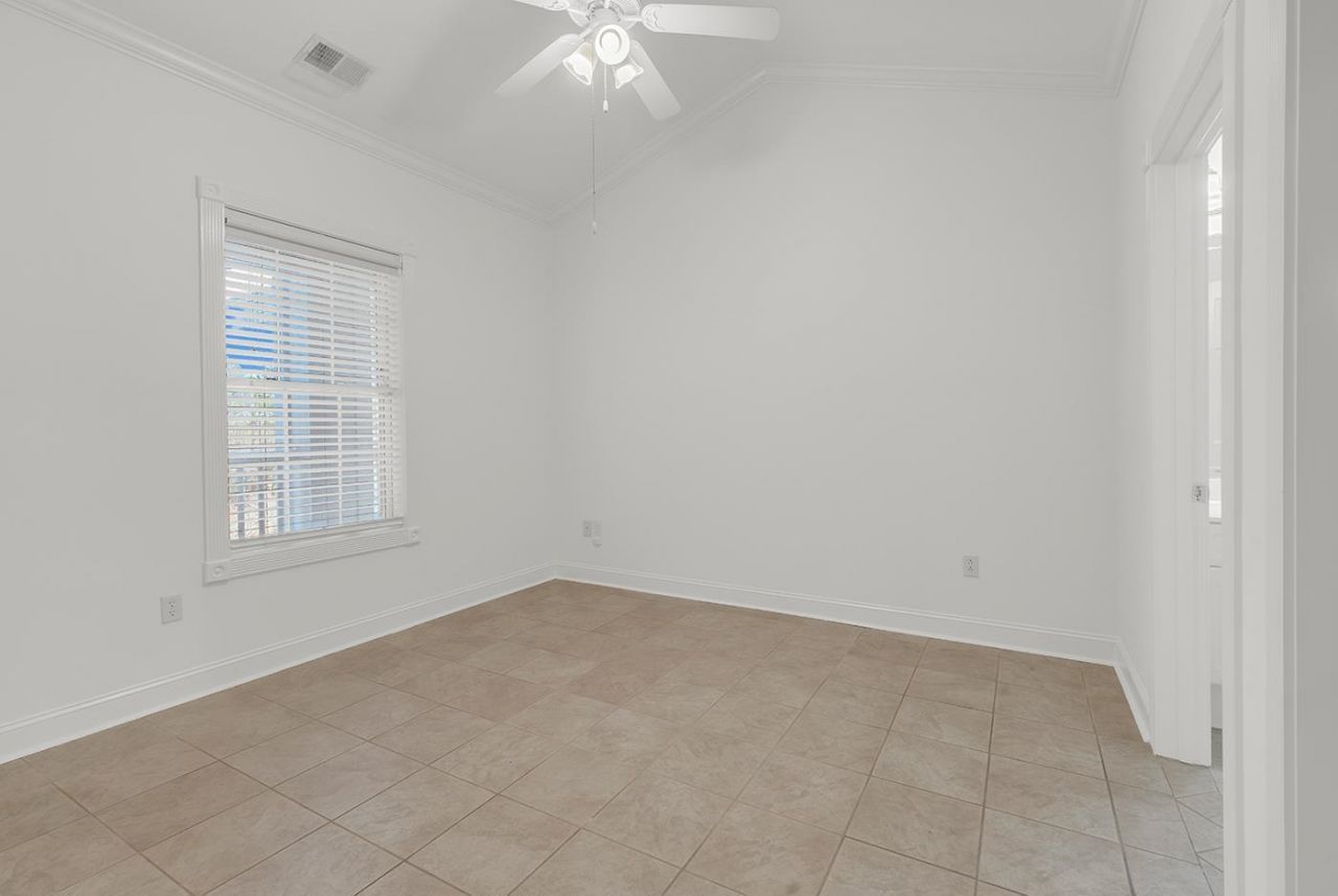 4898 Luster Leaf Circle Photo 15