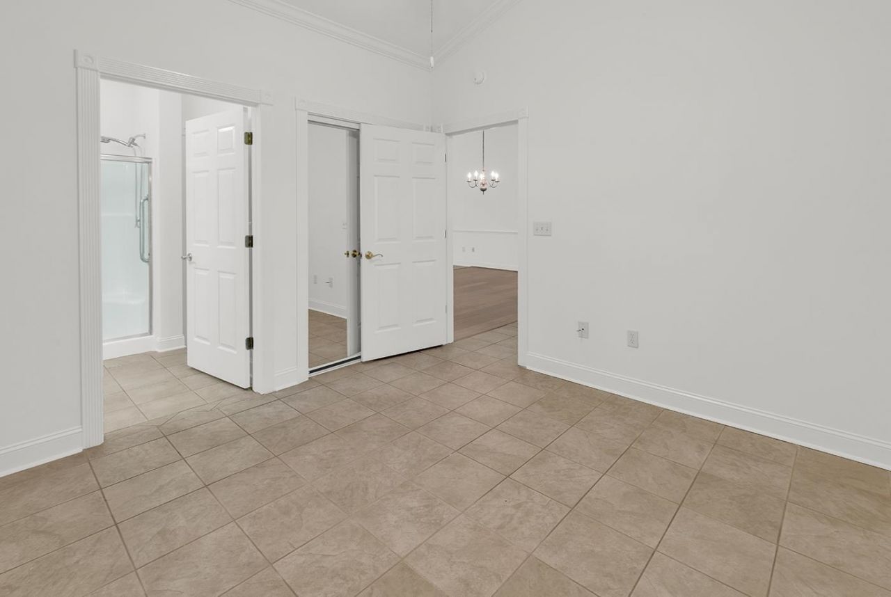 4898 Luster Leaf Circle Photo 16