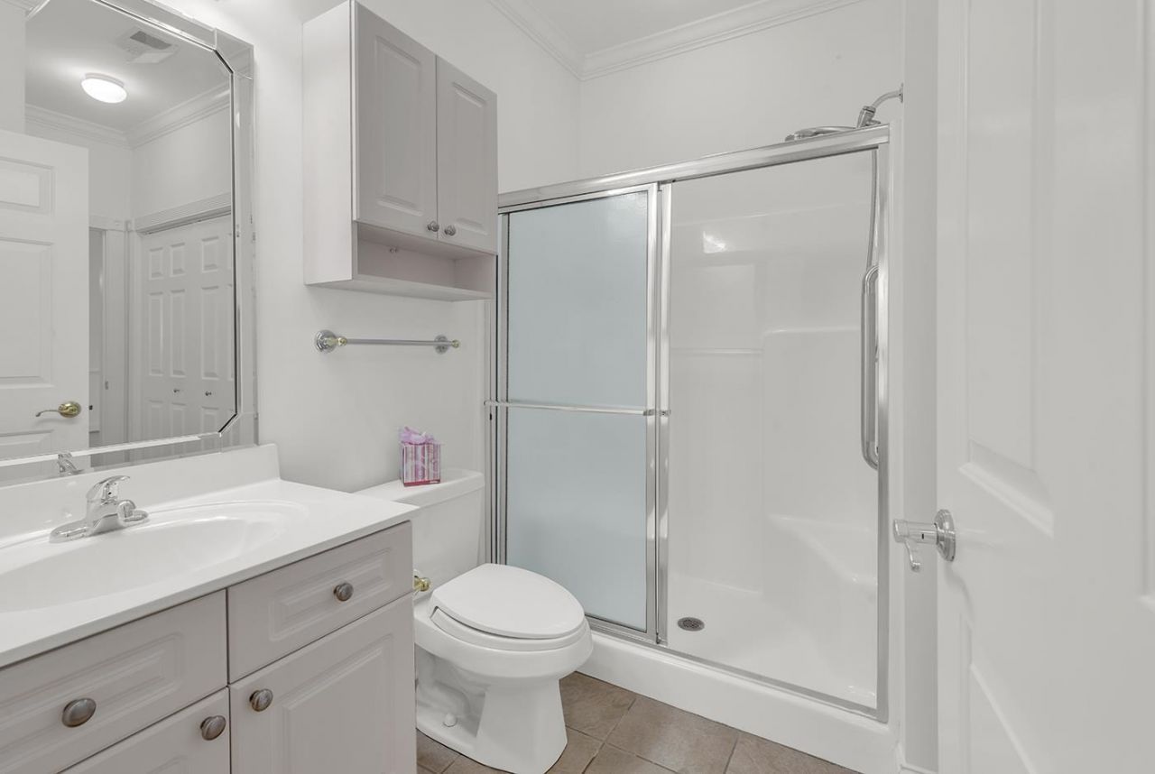 4898 Luster Leaf Circle Photo 17