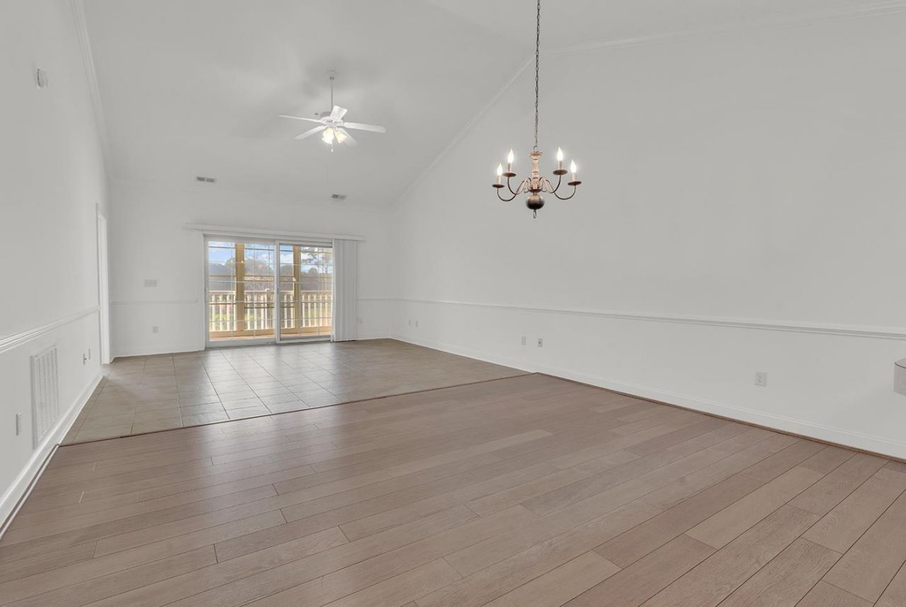 4898 Luster Leaf Circle Photo 8