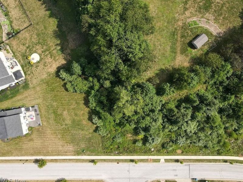 2771 Superior Drive, Green, OH 44685 Photo 6