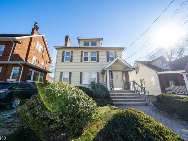 50 Brookwood Dr, Unit B, Maplewood, NJ 07040