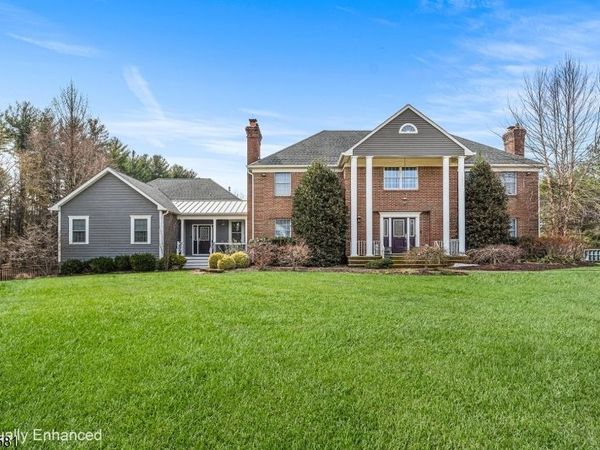 7 Cuomo Ct, Millstone, NJ 08535