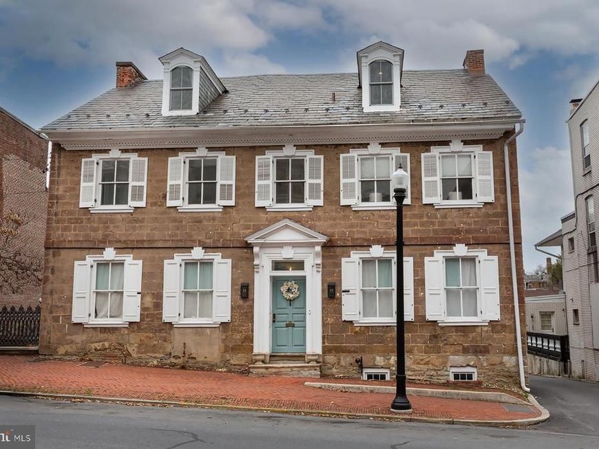 323 W King Street, Lancaster, PA 17603 Main Photo