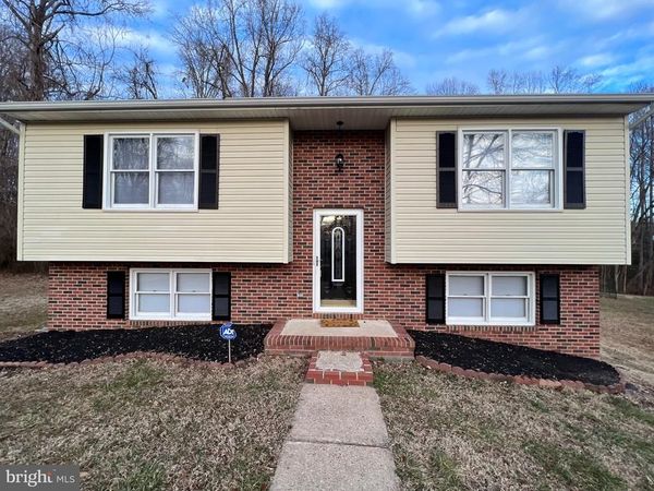 11211 SURRY WOODS COURT, FREDERICKSBURG, VA 22407