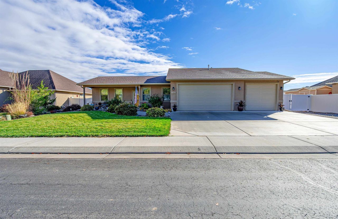 182 Night Hawk Drive, Grand Junction, CO 81503 Main Photo