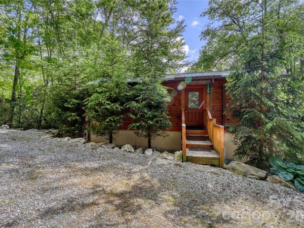 125 Hummingbird Lane, Newland, NC 28657