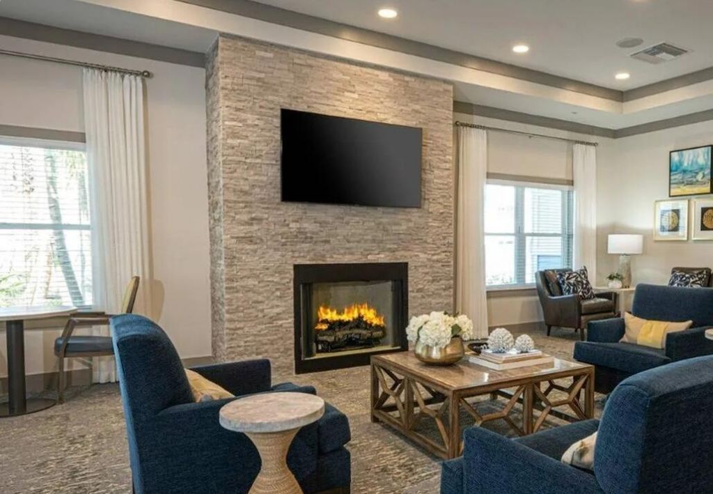 1900 NW Federal Highway, Stuart, FL 34994 Photo