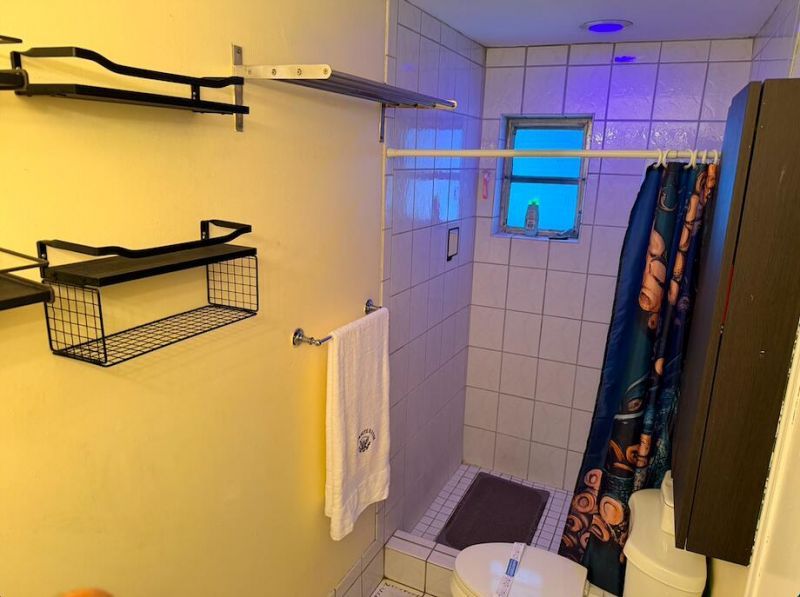 8381 NW 28th Place, Sunrise, FL 33322 Photo