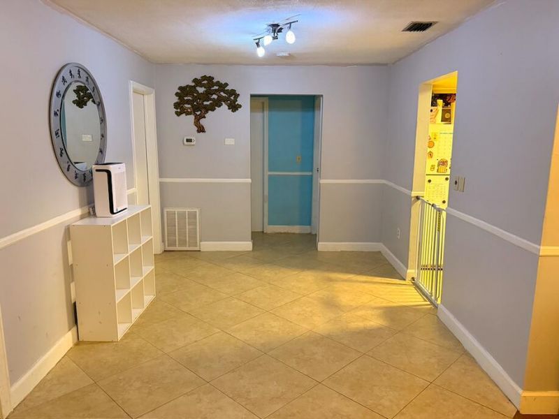 8381 NW 28th Place, Sunrise, FL 33322 Photo