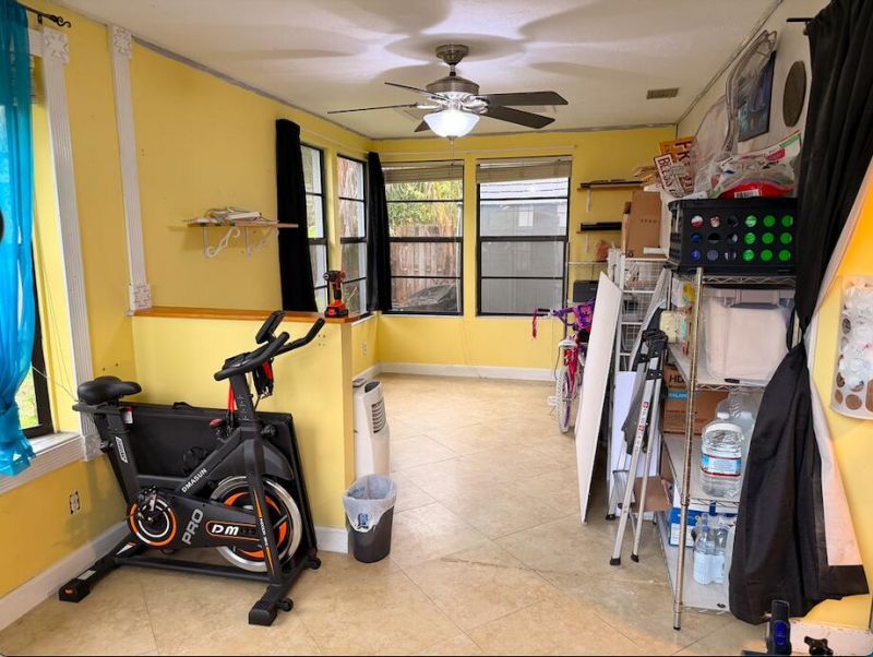 8381 NW 28th Place, Sunrise, FL 33322 Photo