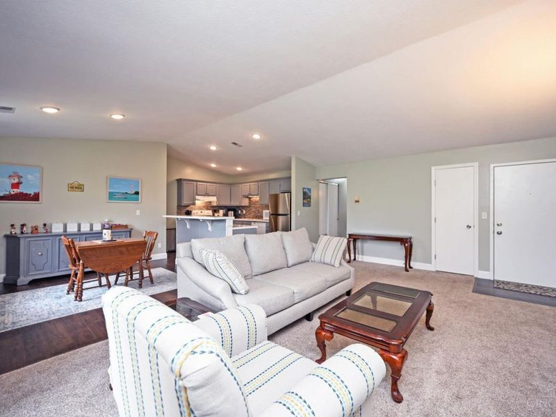 5648 Bridgetown Road, Unit 20, Green Township, OH 45248 Photo 10