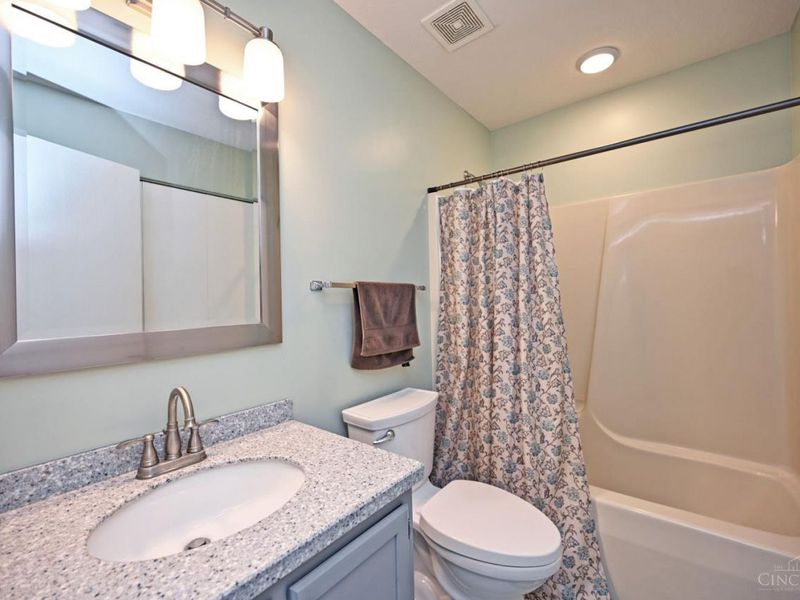 5648 Bridgetown Road, Unit 20, Green Township, OH 45248 Photo 27