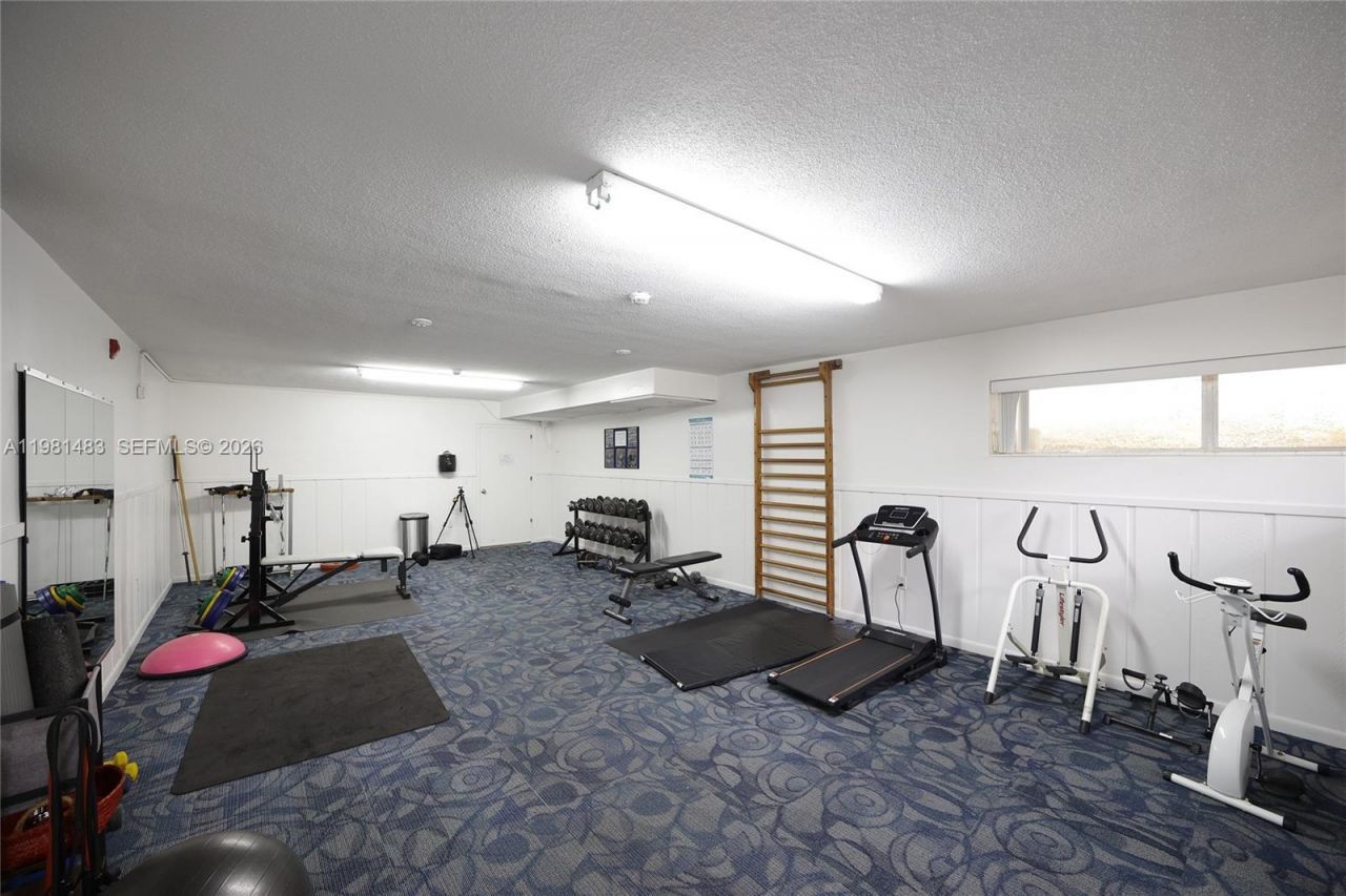 1205 Mariposa Ave, Unit 326, Coral Gables, FL 33146 Photo