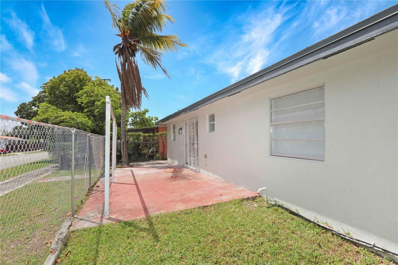 29813 SW 158th Ct, Homestead, FL 33033 Photo