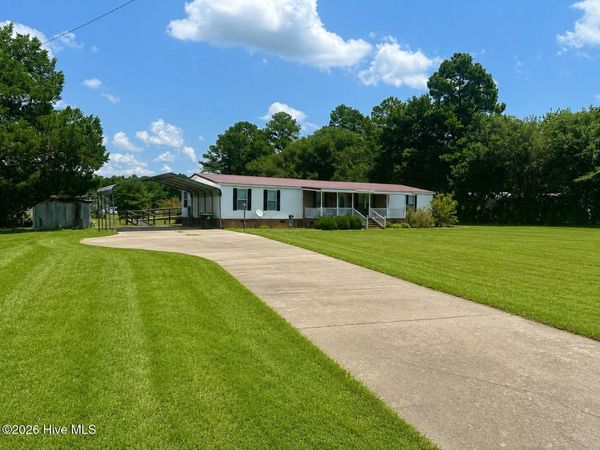 70 Rough Horn Road, Evergreen, NC 28438