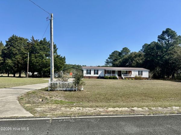 70 Rough Horn Road, Evergreen, NC 28438