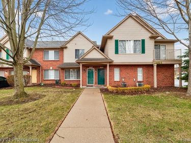 45555 Hidden View Court, Utica, MI 48315