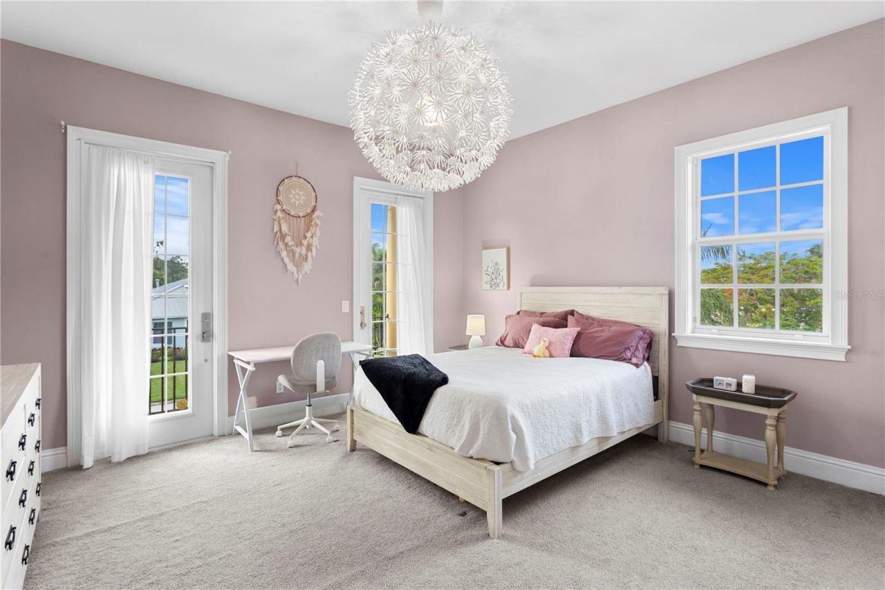 131 Miramar Boulevard Ne, Saint Petersburg, FL 33704 Photo