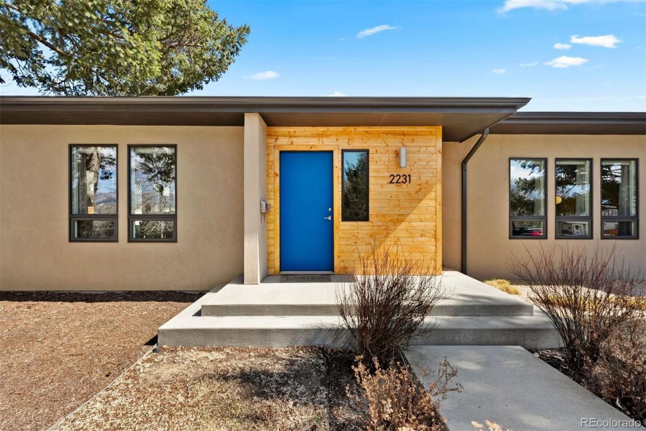 2231 Wood Avenue, Colorado Springs, CO 80907 Main Photo