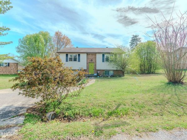 209 Crawford St, Dayton, TN 37321