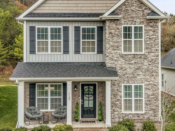 127 W Rarity Ridge Pkwy, Oak Ridge, TN 37830
