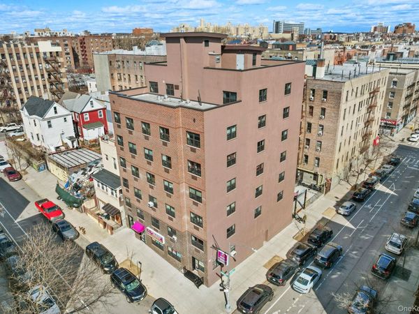 27 Buchanan Place , Bronx, NY 10453